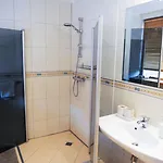 Rooftop Charm Stylish 2bdr Steps From Town Hall